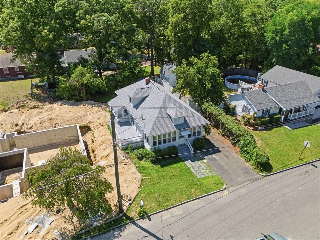 Photo of 60 Barrison St