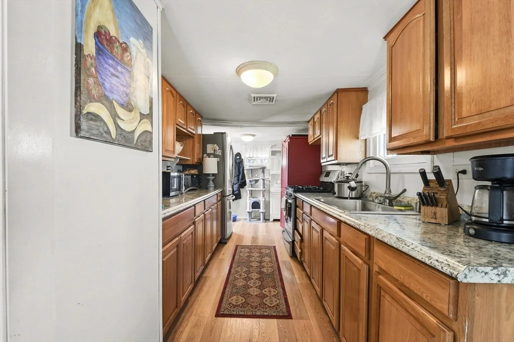 Photo of 402 Elsbree Street