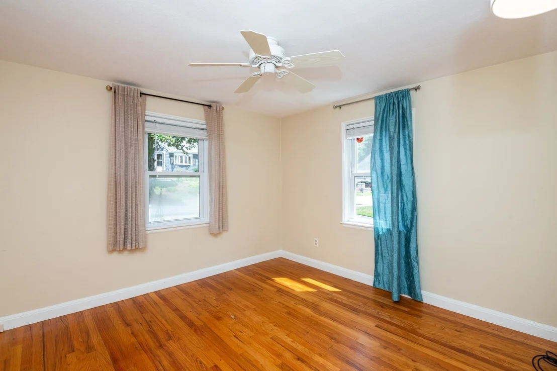 Photo of 19 Penny Lane