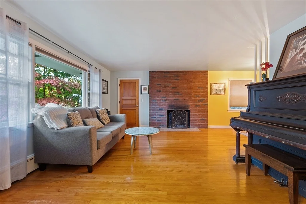 Photo of 47 Summer Hill Rd