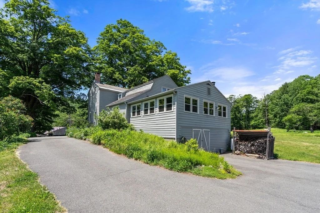 Photo of 287 Williamsburg
