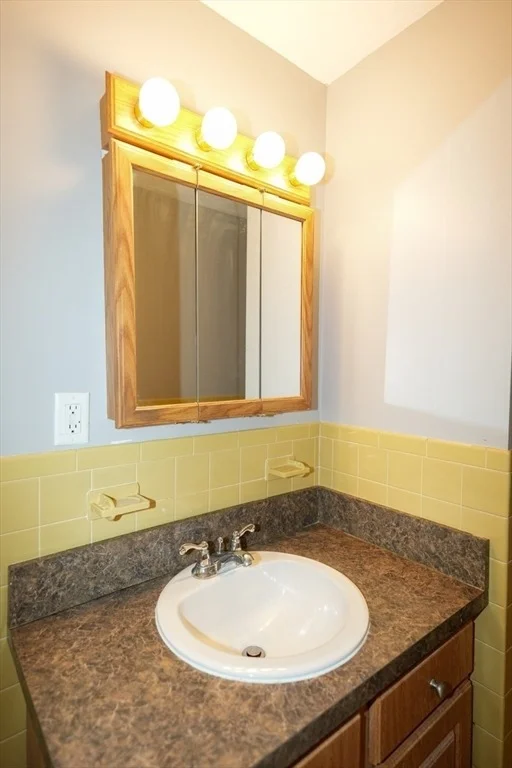Photo of 86 Drake Rd
