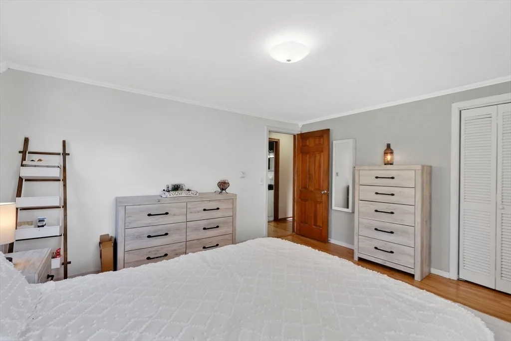 Photo of 6 Old Carriage Dr
