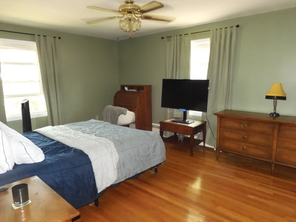 Photo of 8 Glen Forest Lane