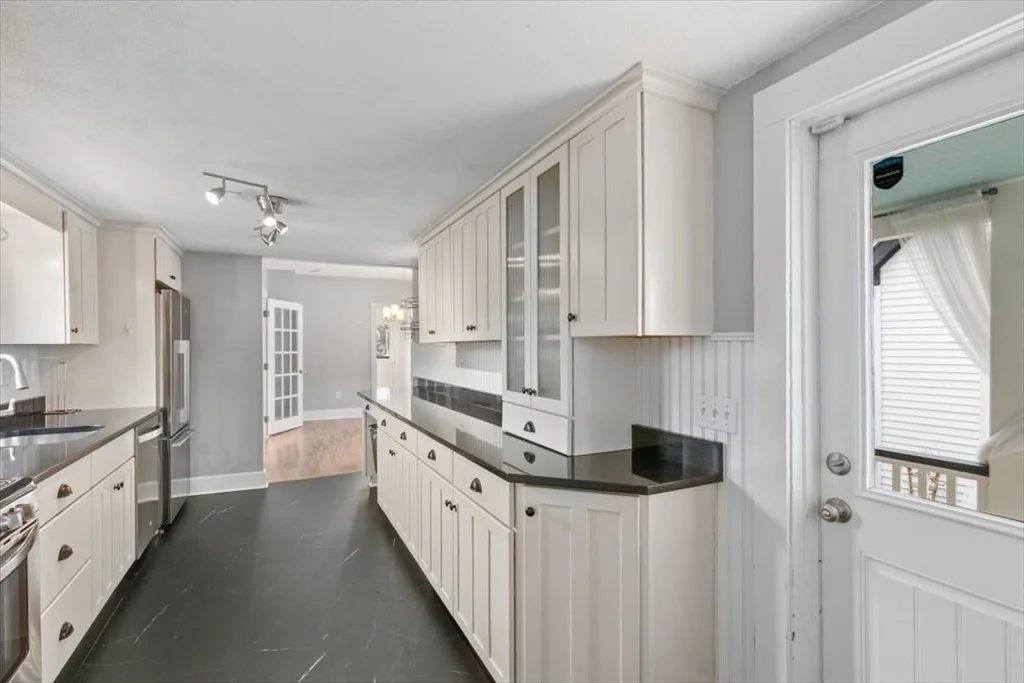 Photo of 18 Sherman Pl