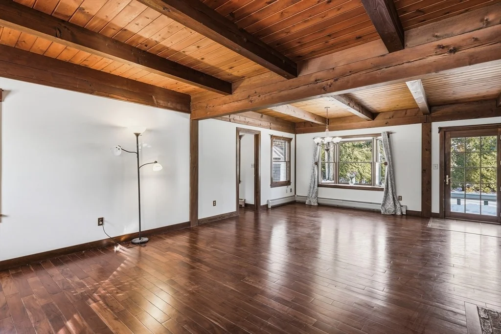 Photo of 8 Aloha Dr