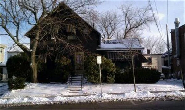 Photo of 62 Central St