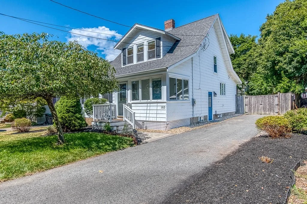 Photo of 183 Grant Ave