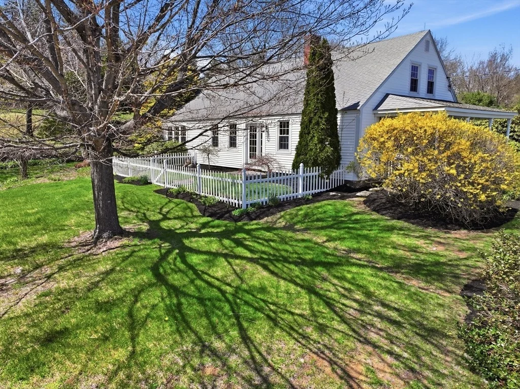 Photo of 16 Brigham Rd