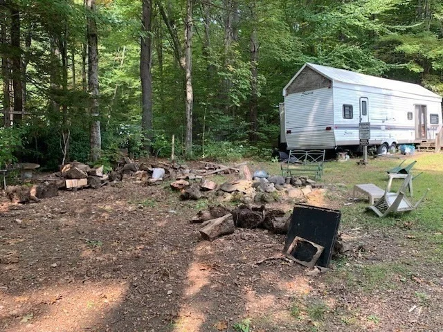 Photo of 27 & 29 Cascade Dr