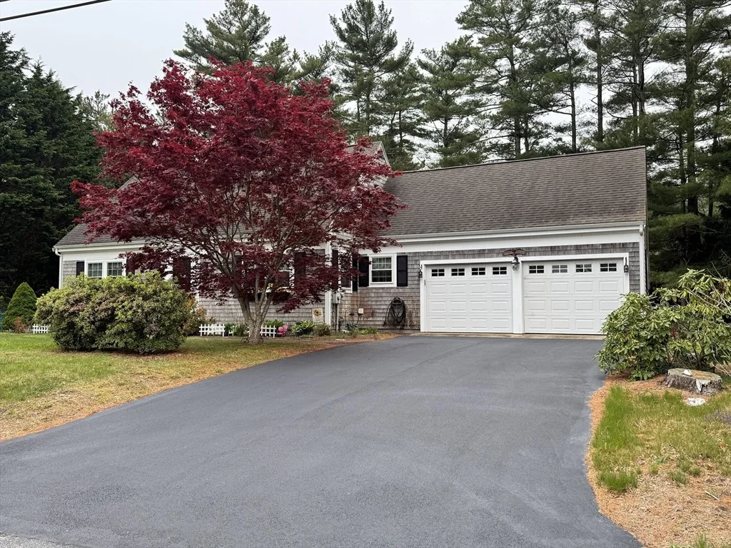 Photo of 106 Hickory Hill Circle
