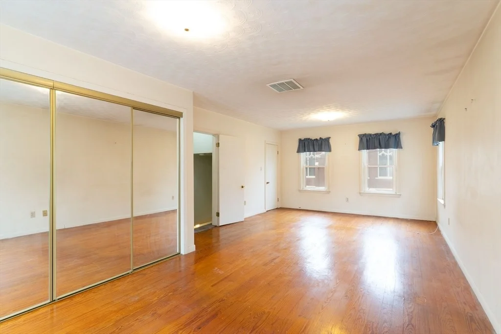 Photo of 6 Maynard St