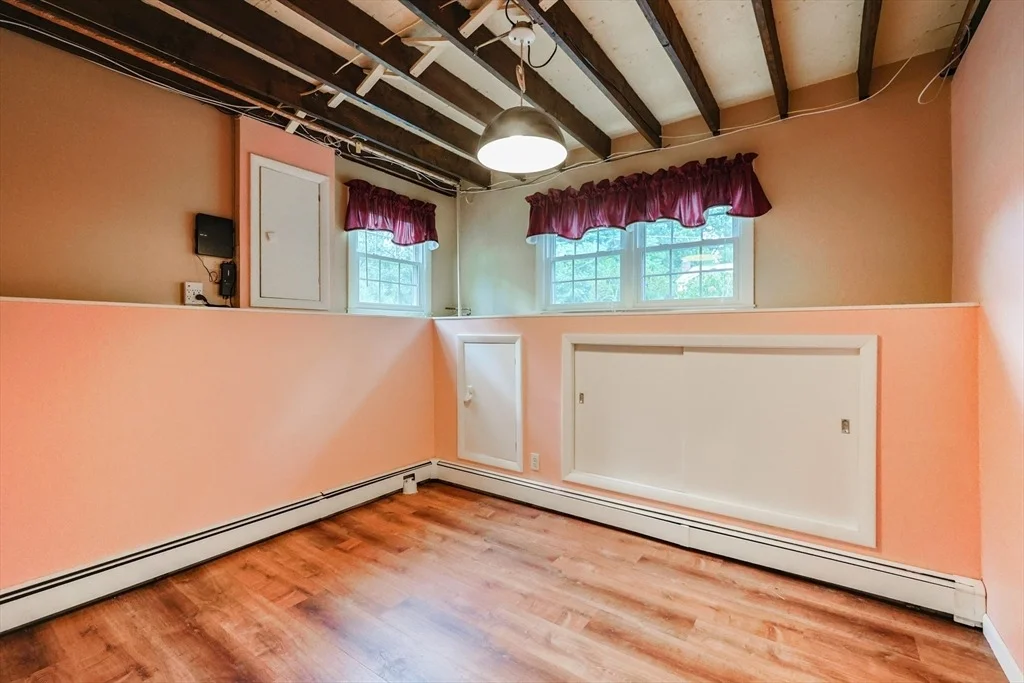 Photo of 37 Oakleaf Dr