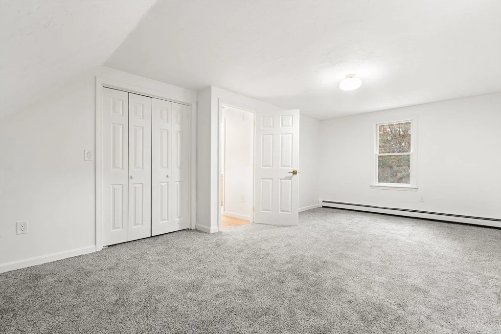 Photo of 34 Saddleback Rd