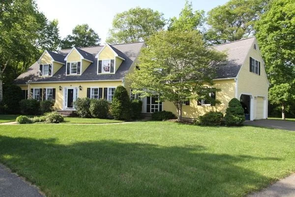 Photo of 10 Surrey Lane