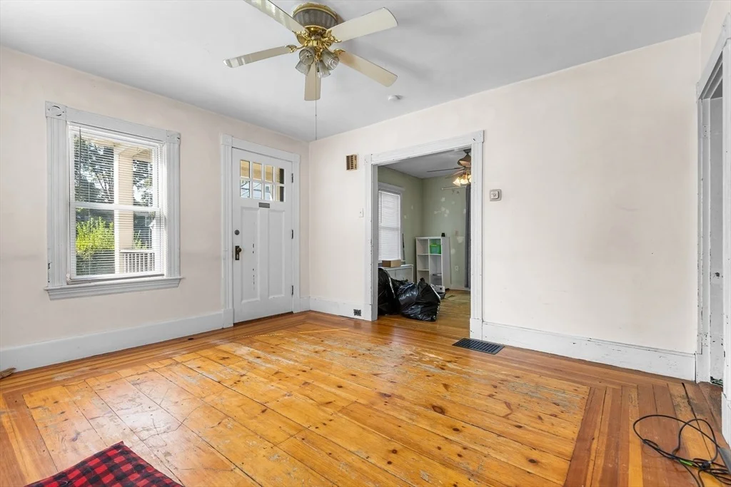 Photo of 41 Devine Ave