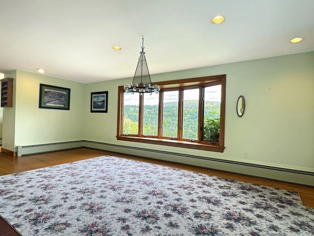 Photo of 85 Warfield Road