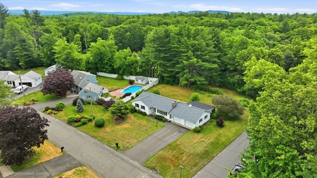 Photo of 48 Hickory Dr