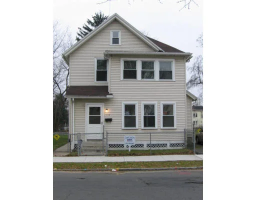 Photo of 112 Eastern Avenue