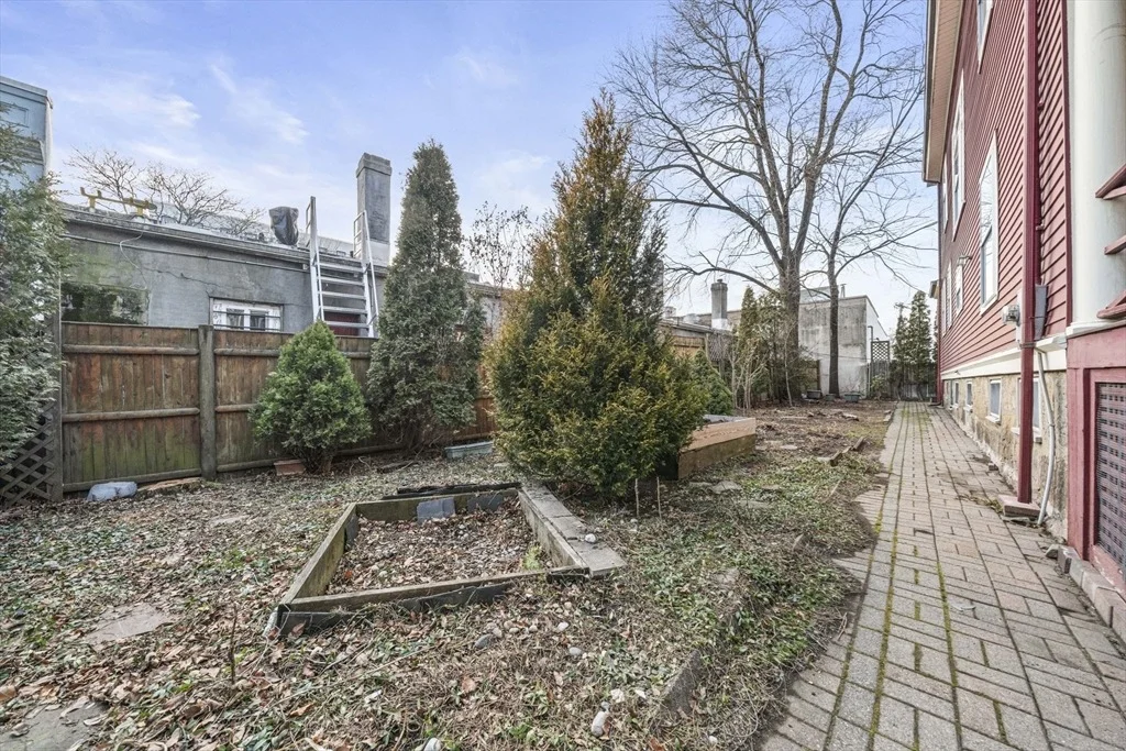 Photo of 62 Fuller St
