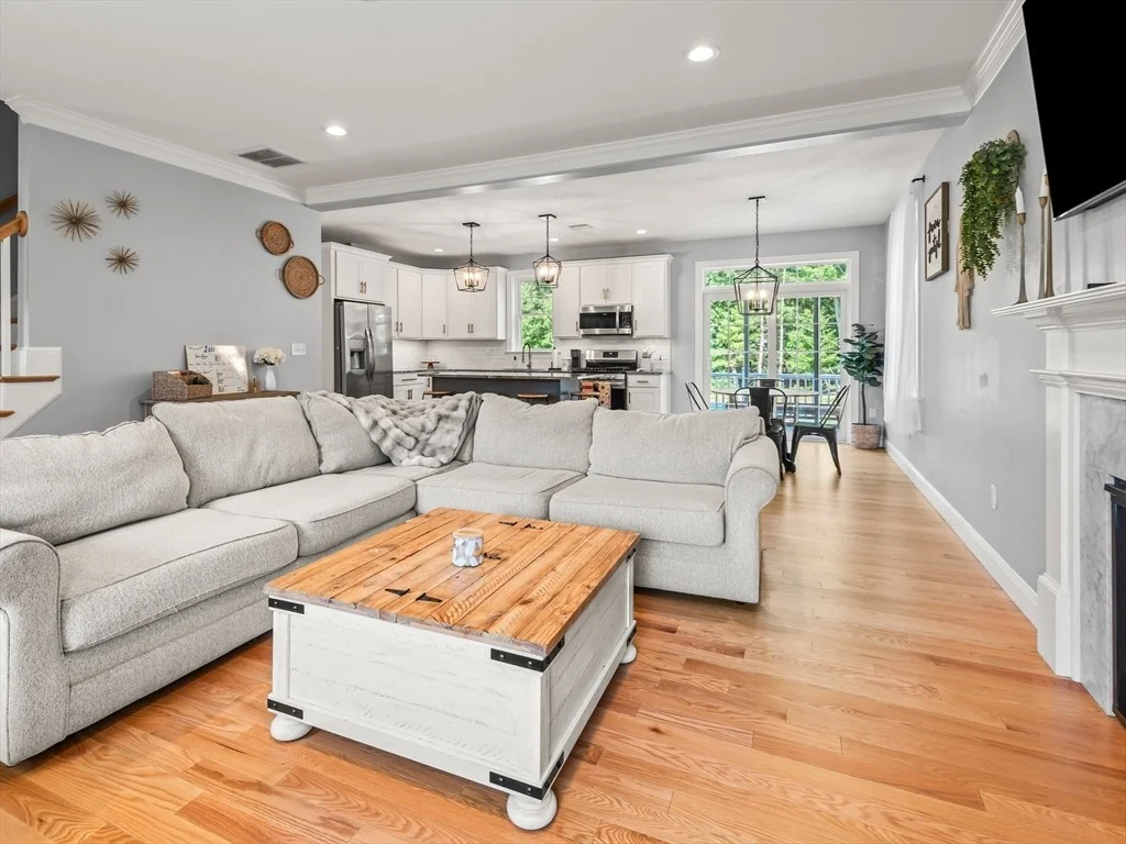 Photo of 25 Cobblestone Ln