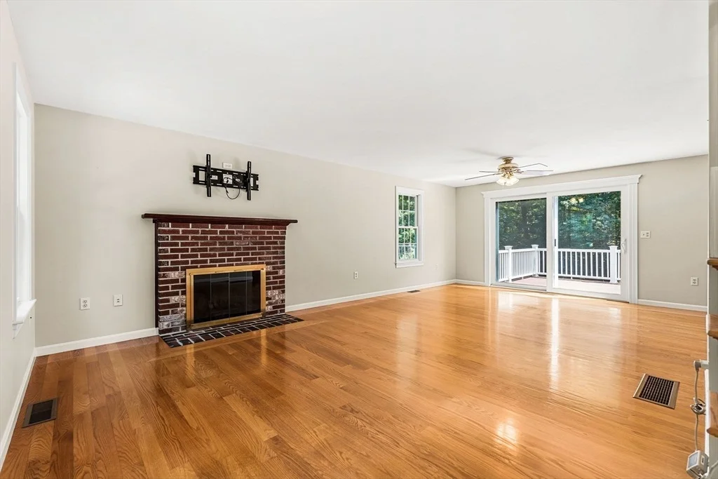 Photo of 470 Lost Lake Dr