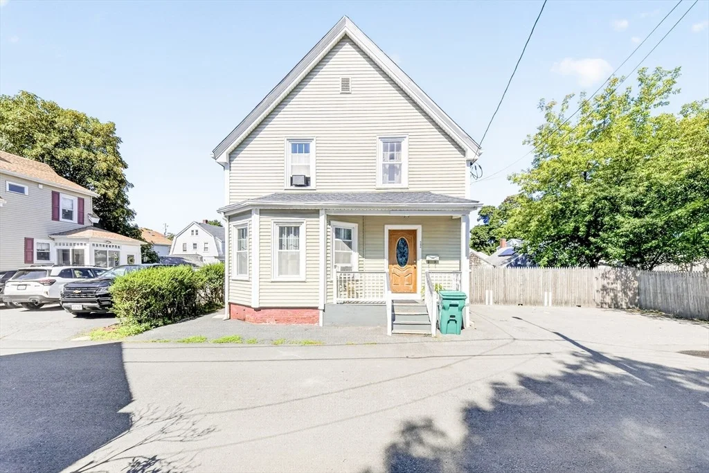 Photo of 22 Emerson