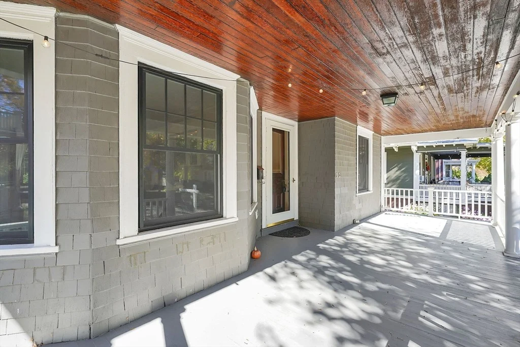 Photo of 32 Spruceland Ave
