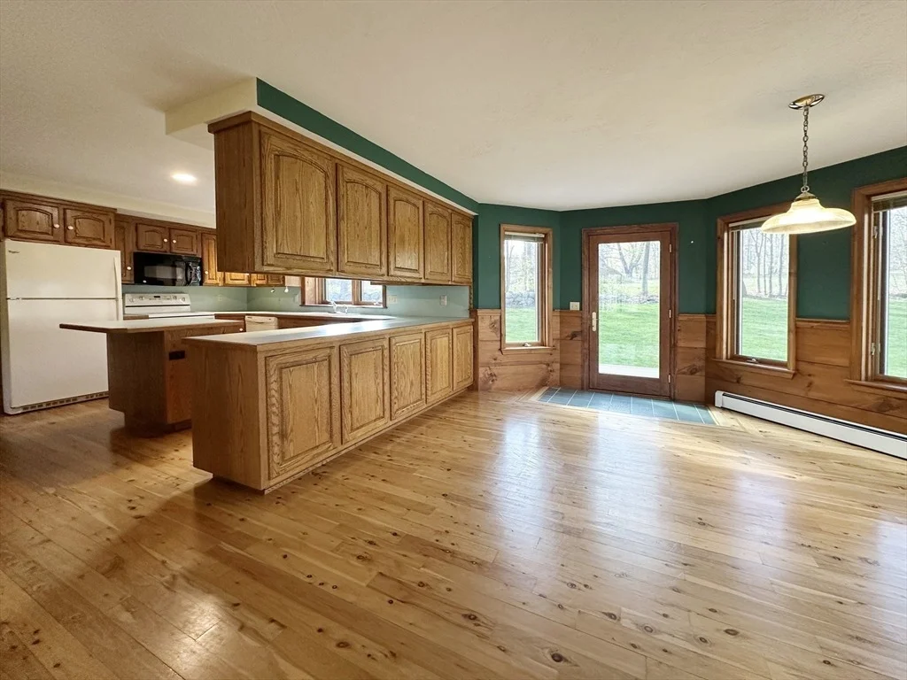 Photo of 399 Central Tpke