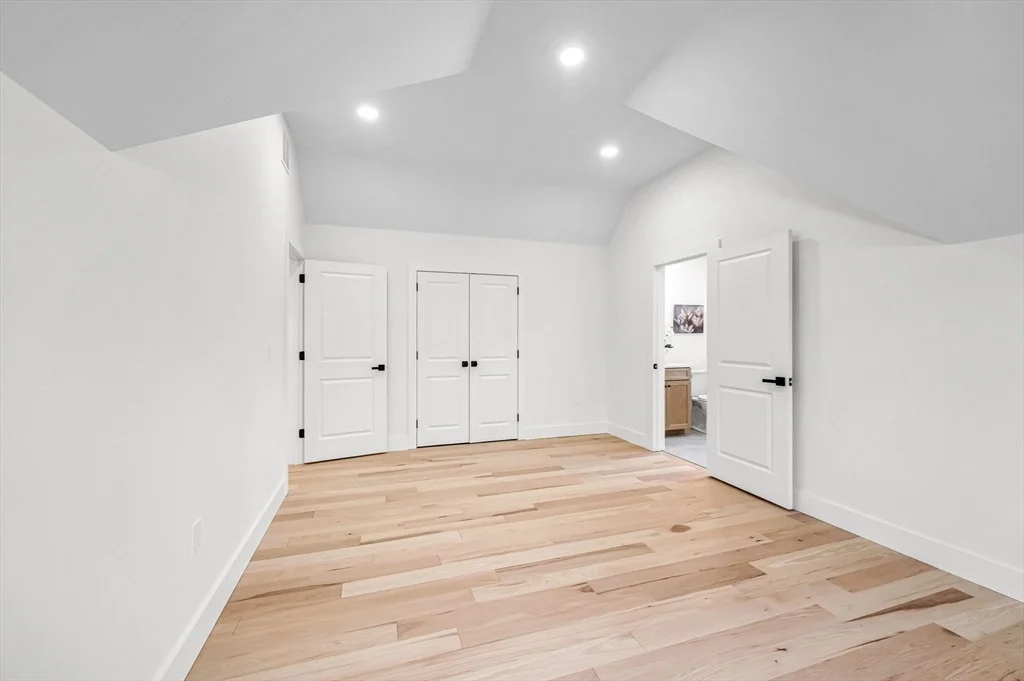 Photo of 49 Balsam Hill Rd