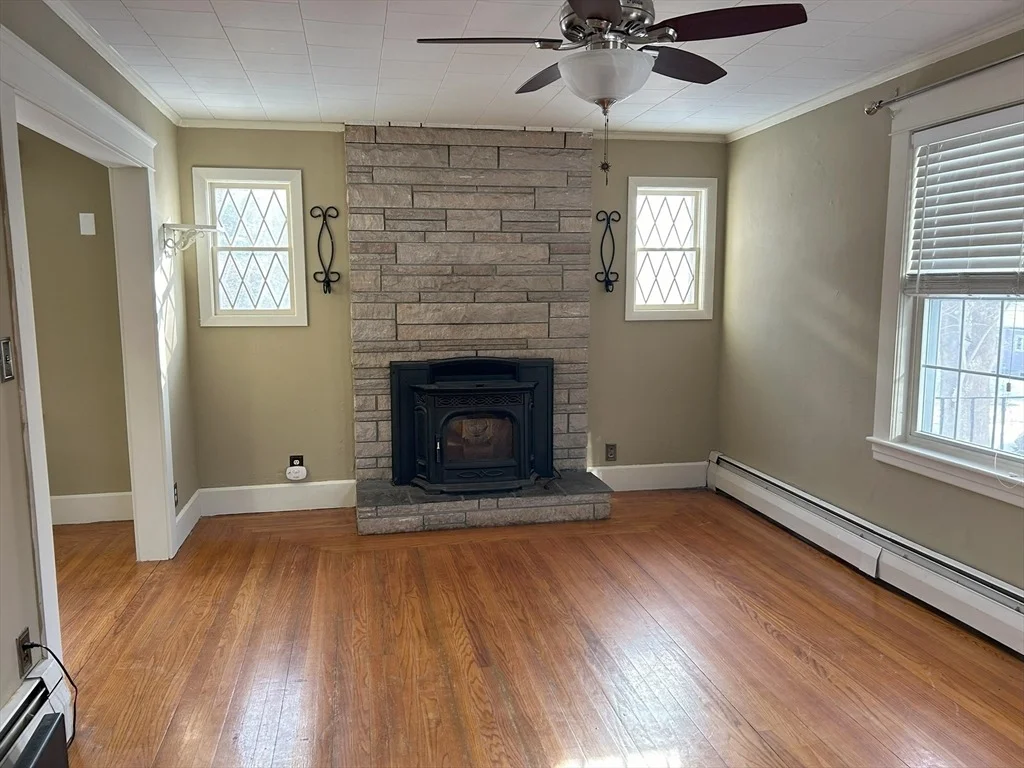 Photo of 38 Sunset Rd