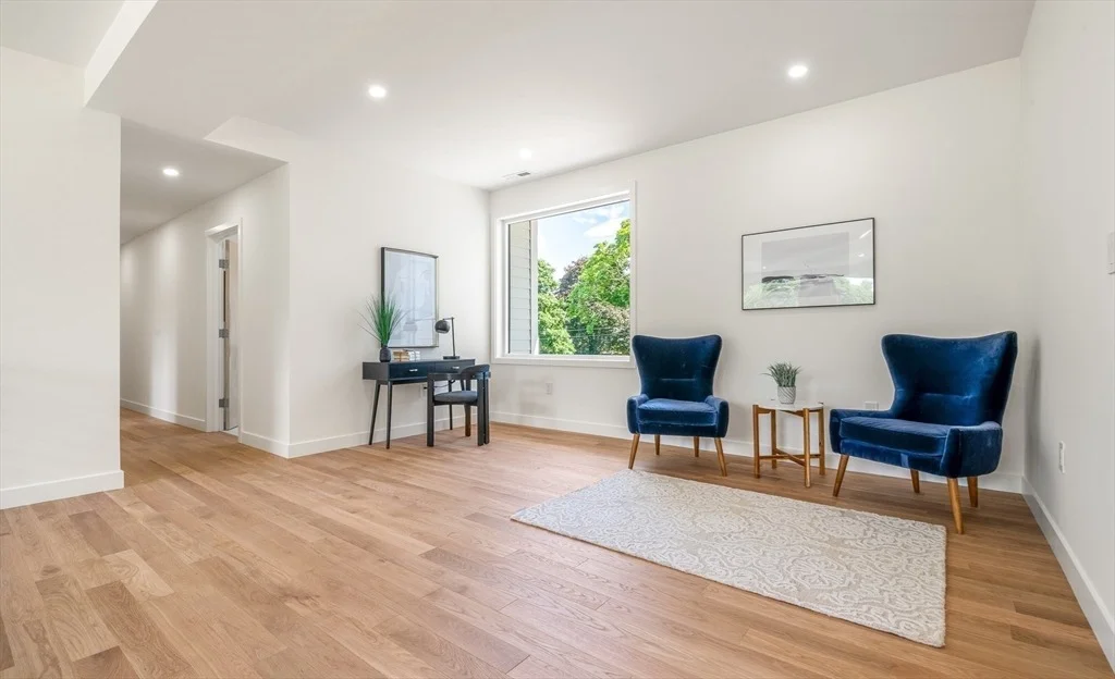 Photo of 23 Deerhaven Rd