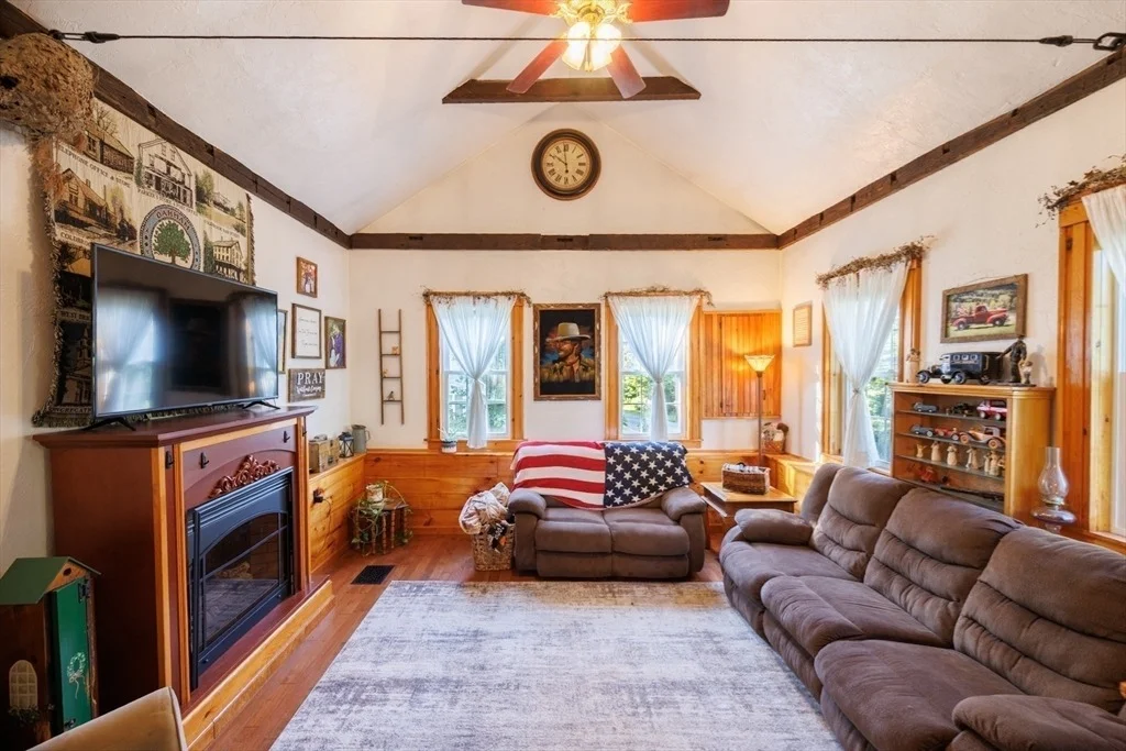 Photo of 33 Coldbrook Road