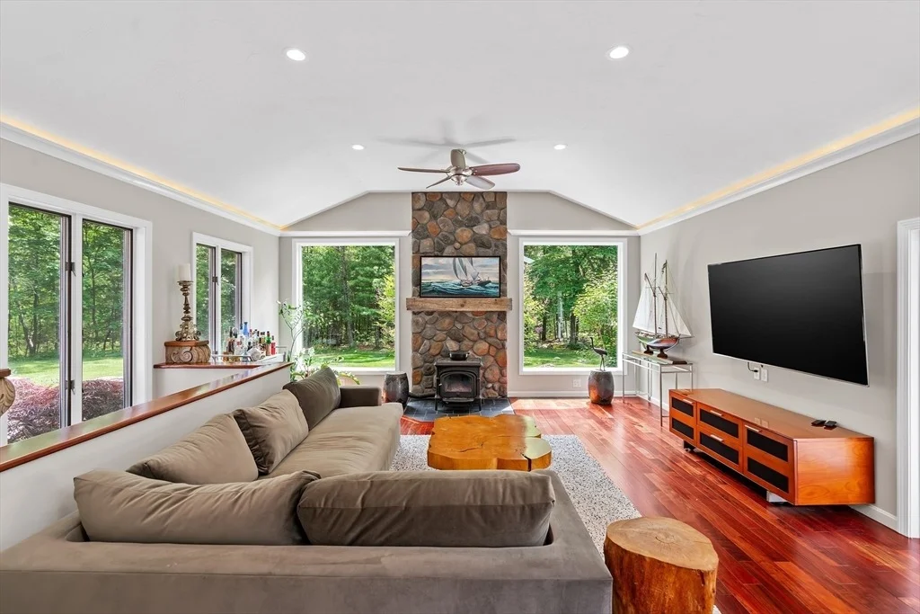 Photo of 6 Brooks Hill Road