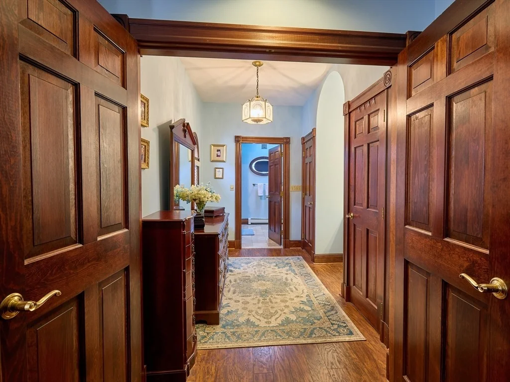 Photo of 301 Madison