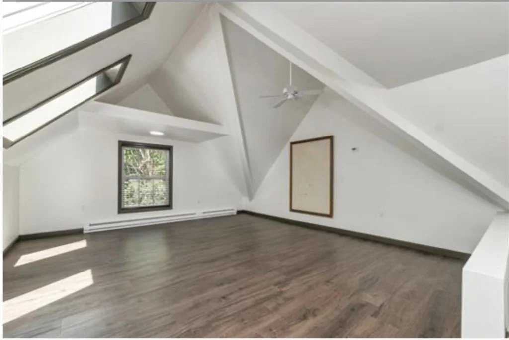 Photo of 20 Fox Den Road