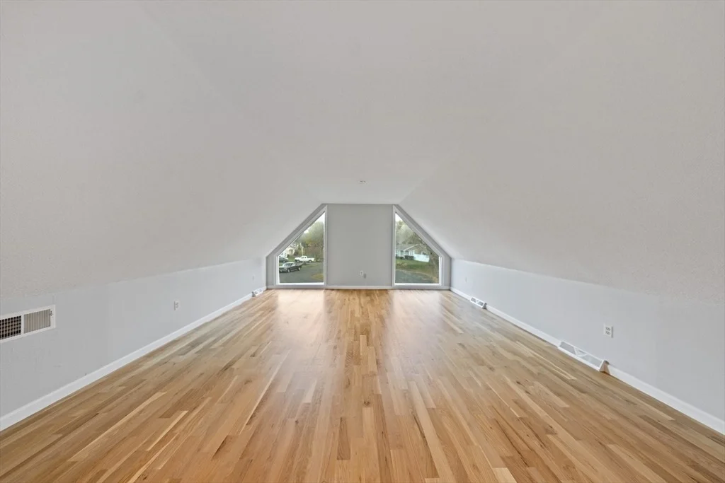 Photo of 86 Willow Brook Drive