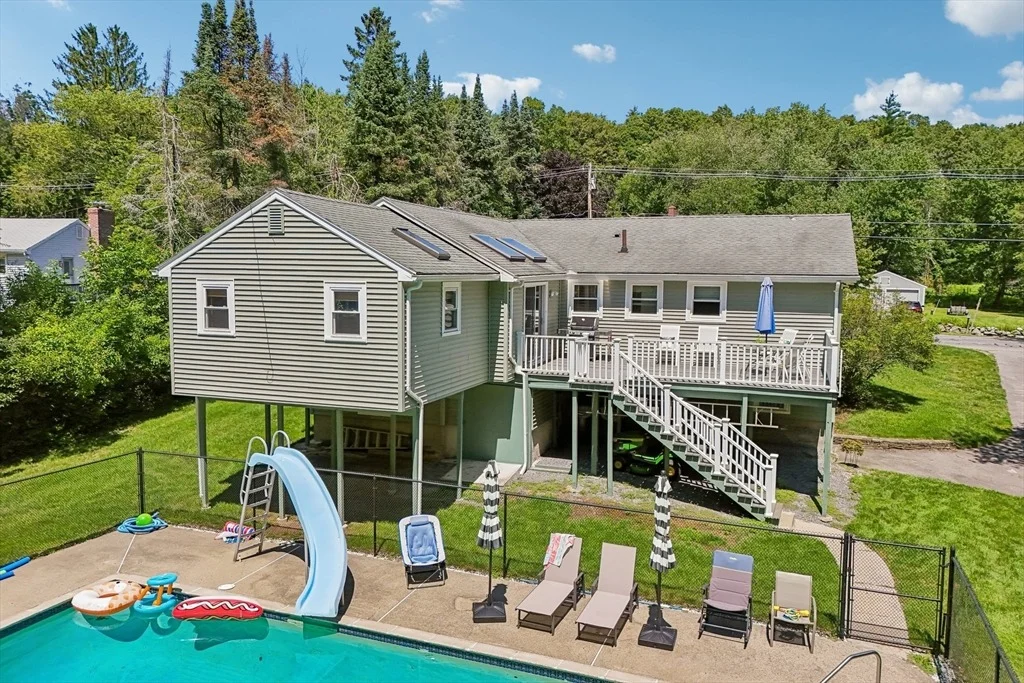 Photo of 96 Harvard Rd