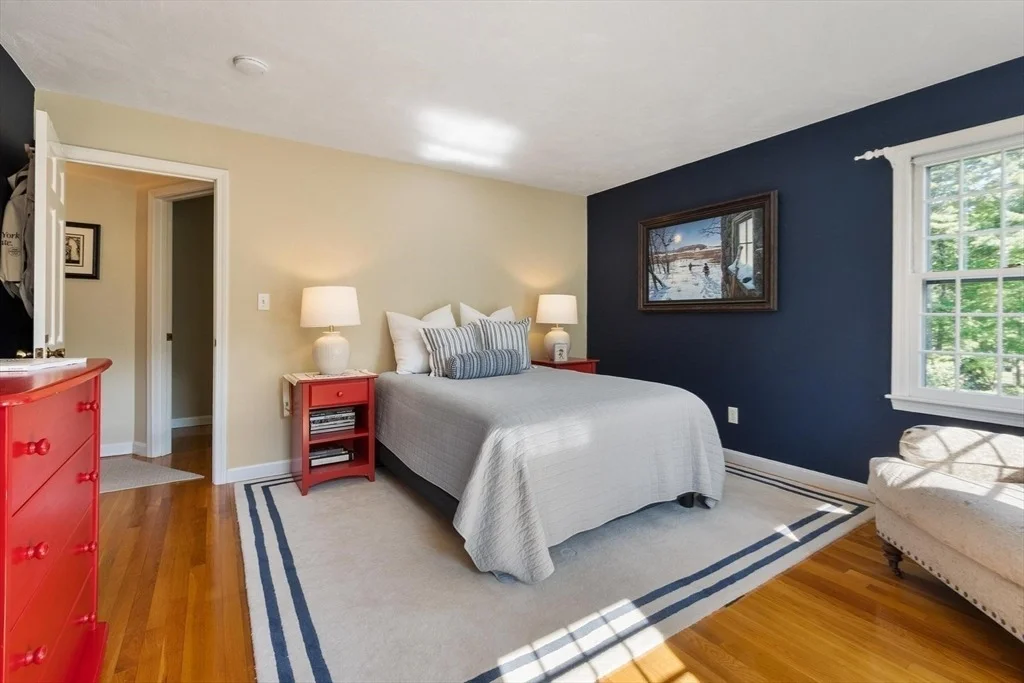 Photo of 19 Lincoln Dr