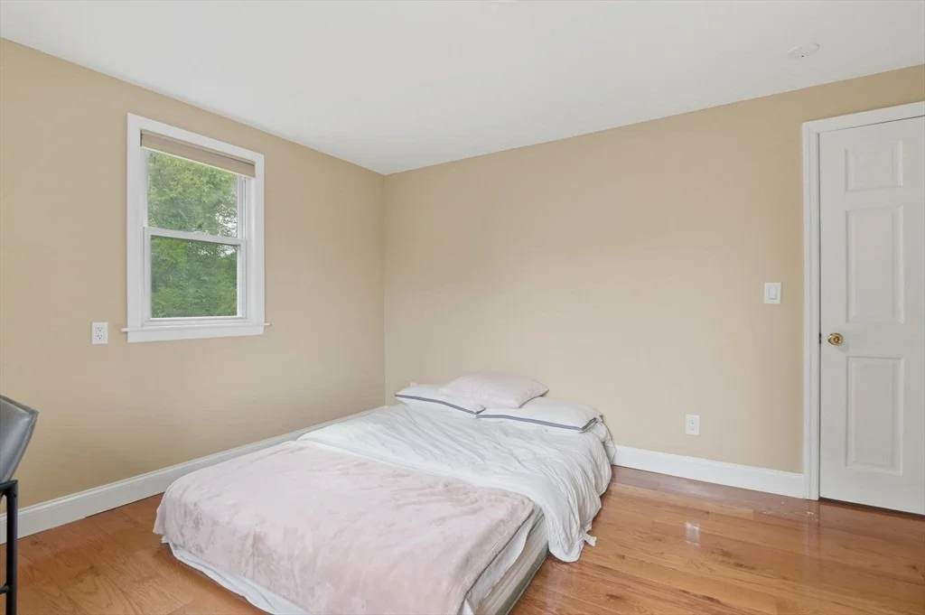 Photo of 63 Dickerman Ln