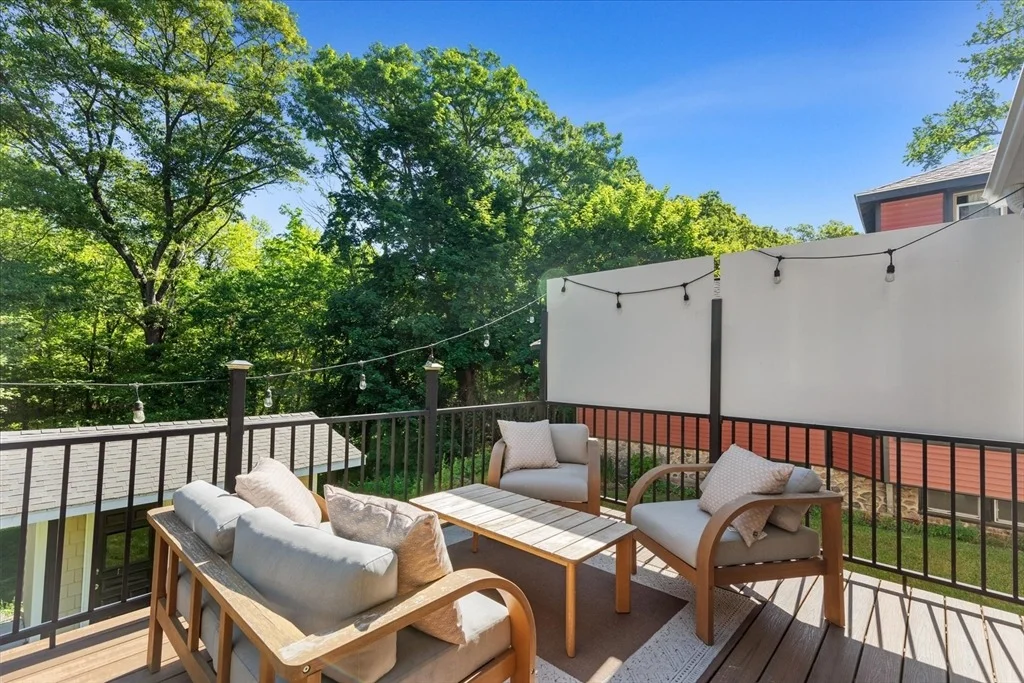 Photo of 65 May St