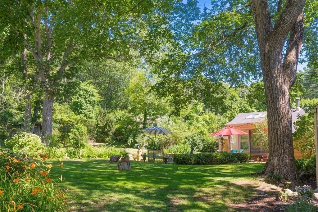 Photo of 359 Western Ave