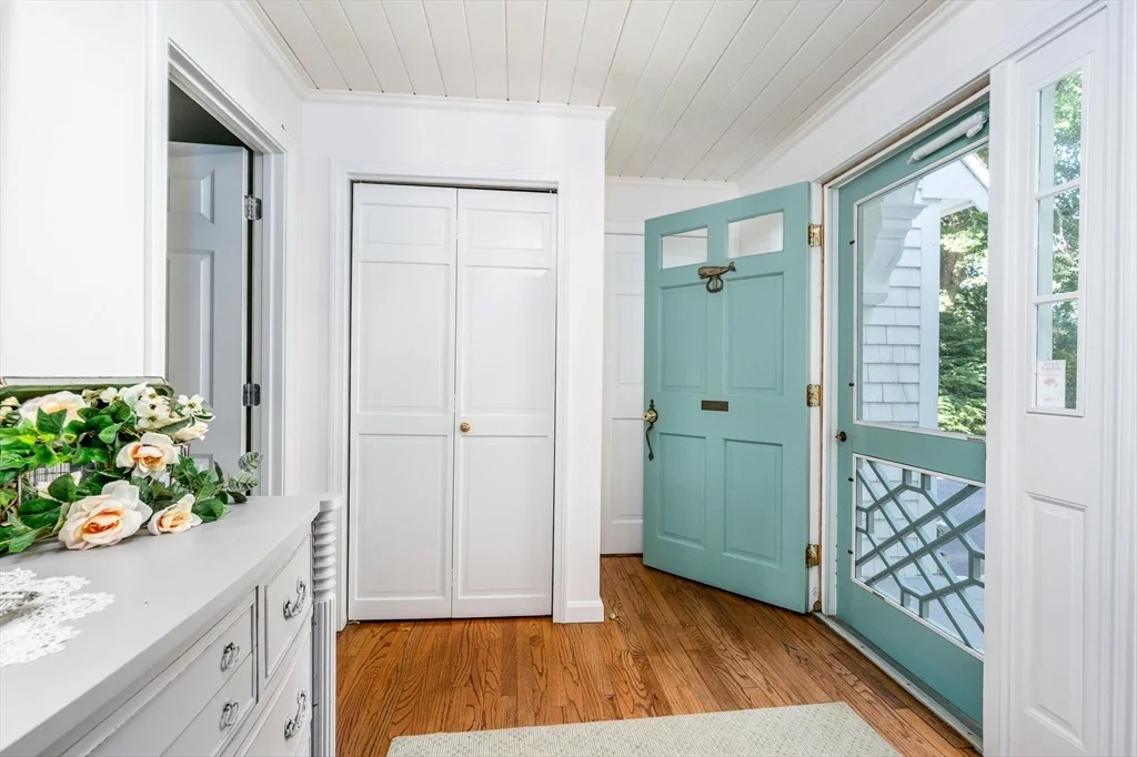 Photo of 15 Long Pond Cir