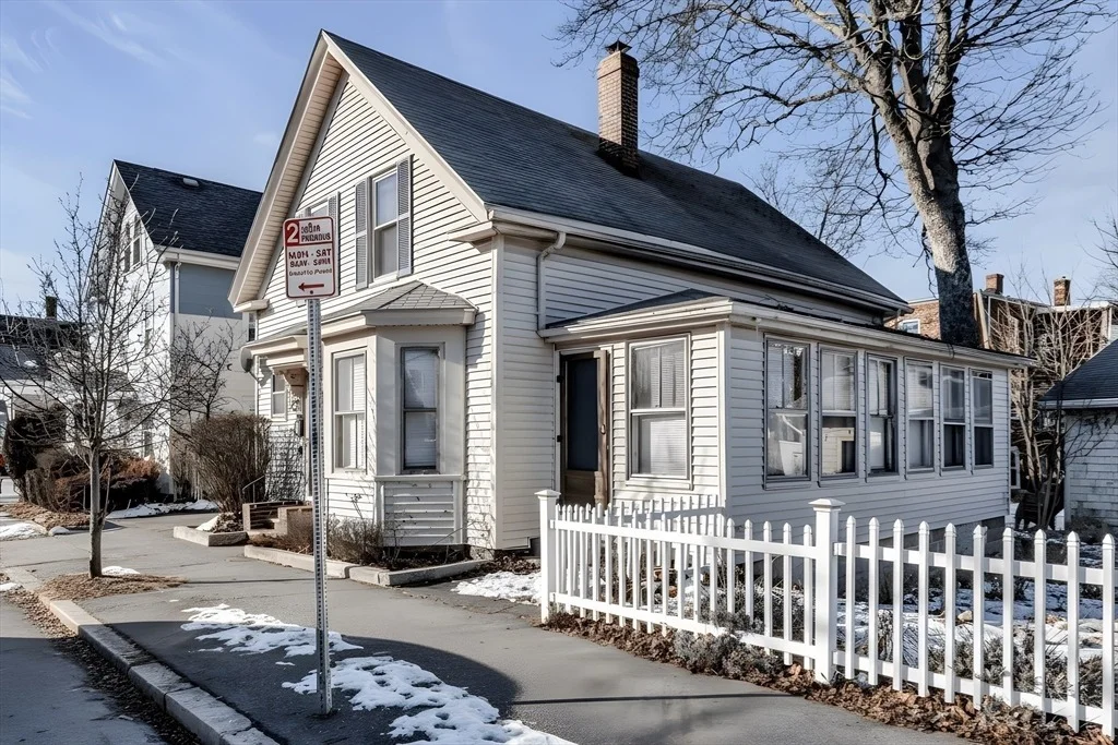 Photo of 17 Pond St