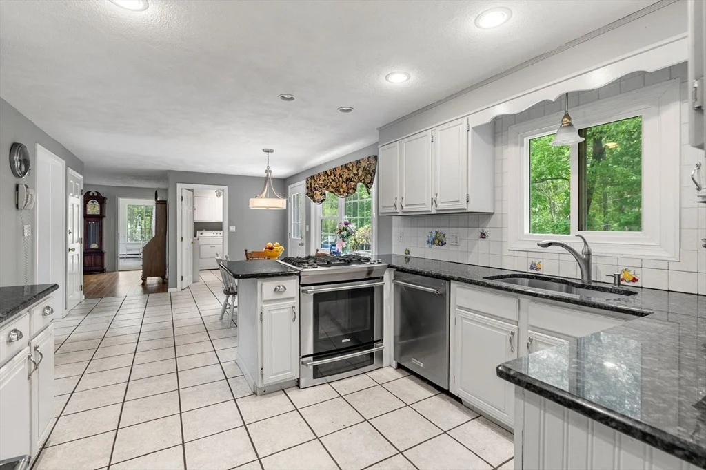 Photo of 5 Hansen Ave