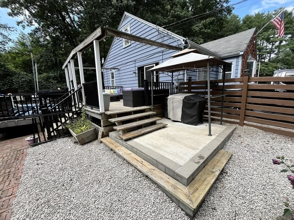 Photo of 1635 Providence Rd