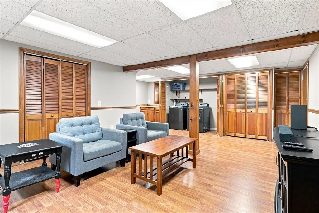 Photo of 367 Steiger Dr