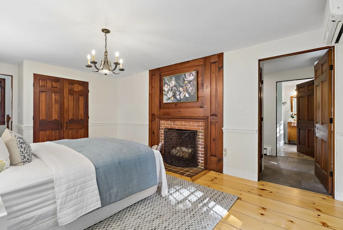 Photo of 35 Bare Hill Road