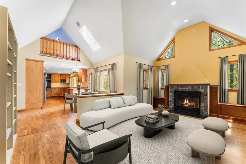 Photo of 320 Nagog Hill Rd