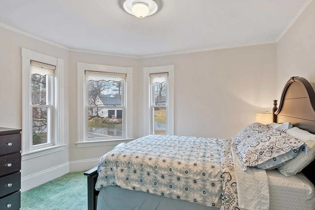 Photo of 82 Washington St